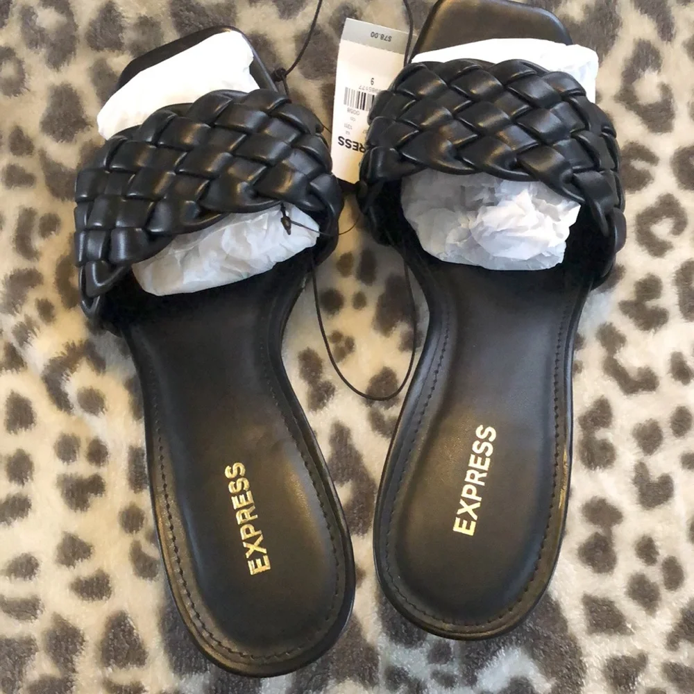 Express Black Quilted Slide Heeled Sandal Size 9